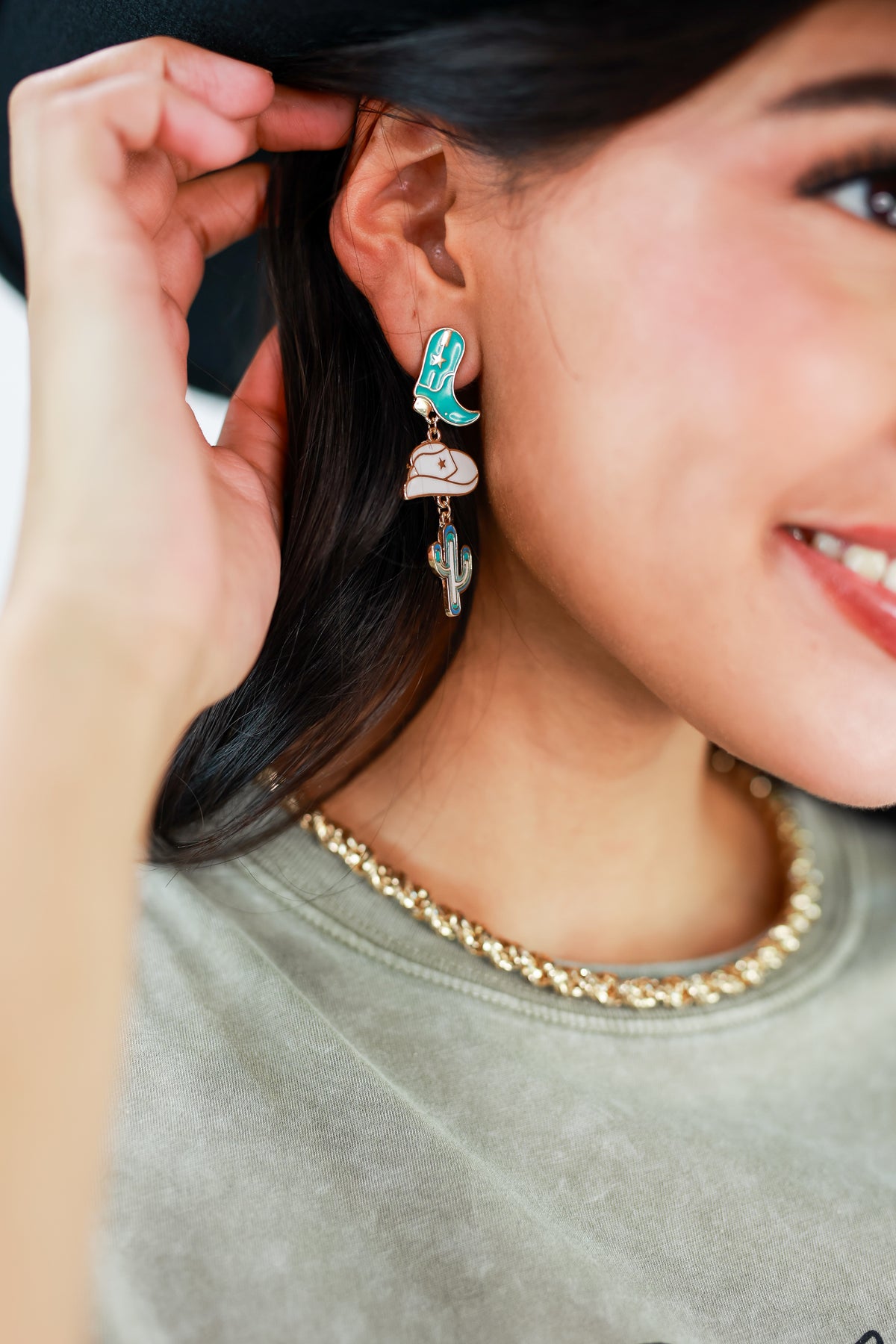 Rodeo Chic Earrings In Turquoise-Earrings-Sam Mi Jewelry-Southern House