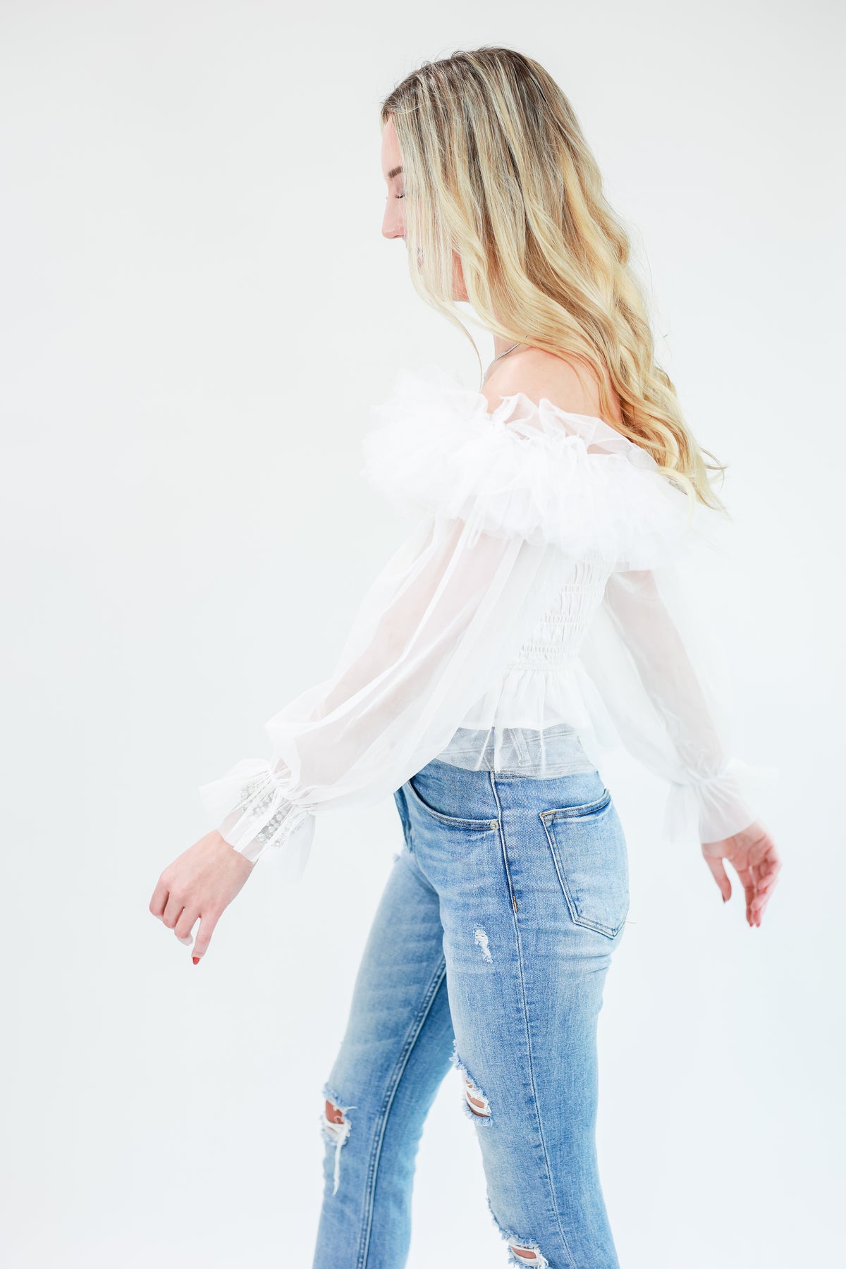 Complimenting Accent Tulle Top In White-Shirt/Tops-Entro-Southern House