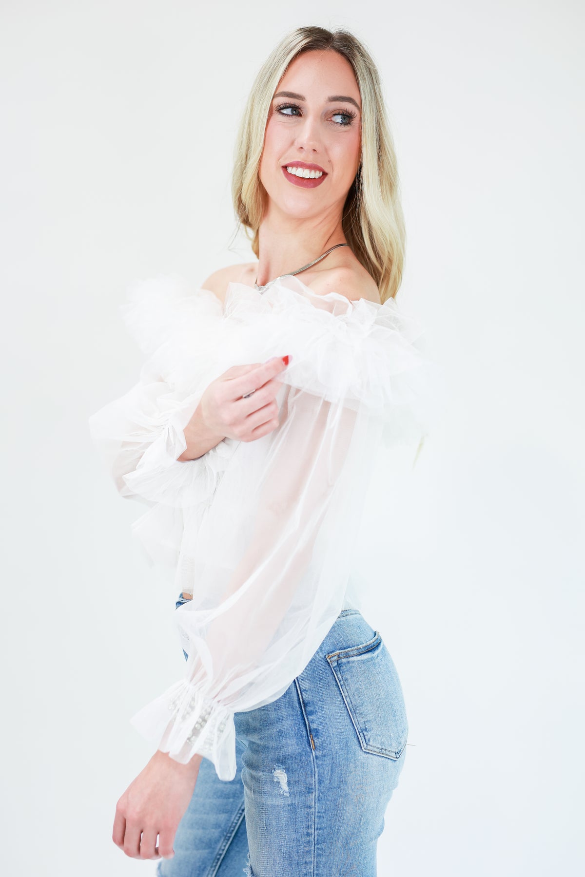 Complimenting Accent Tulle Top In White-Shirt/Tops-Entro-Southern House