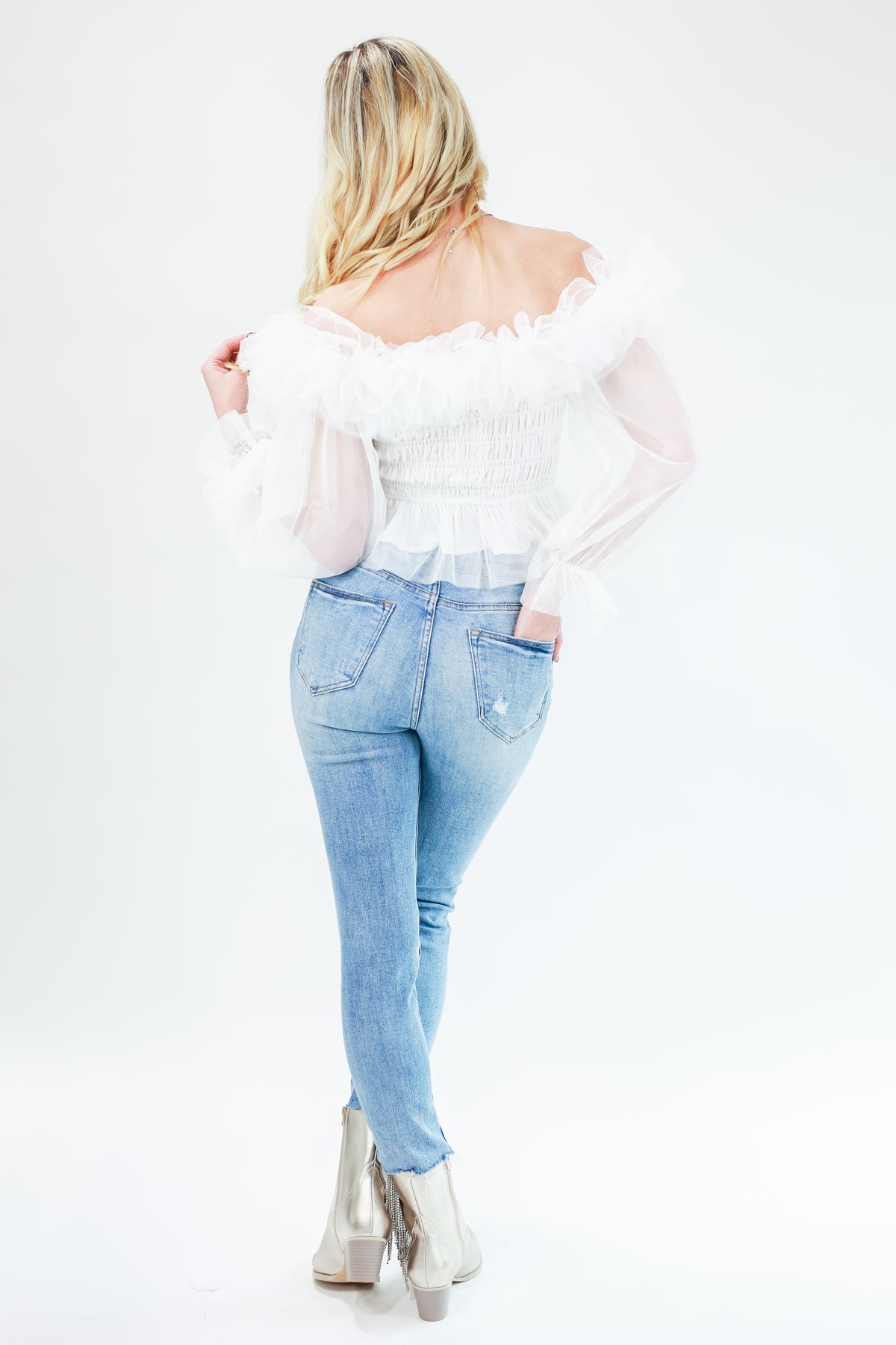 Complimenting Accent Tulle Top In White-Shirt/Tops-Entro-Southern House