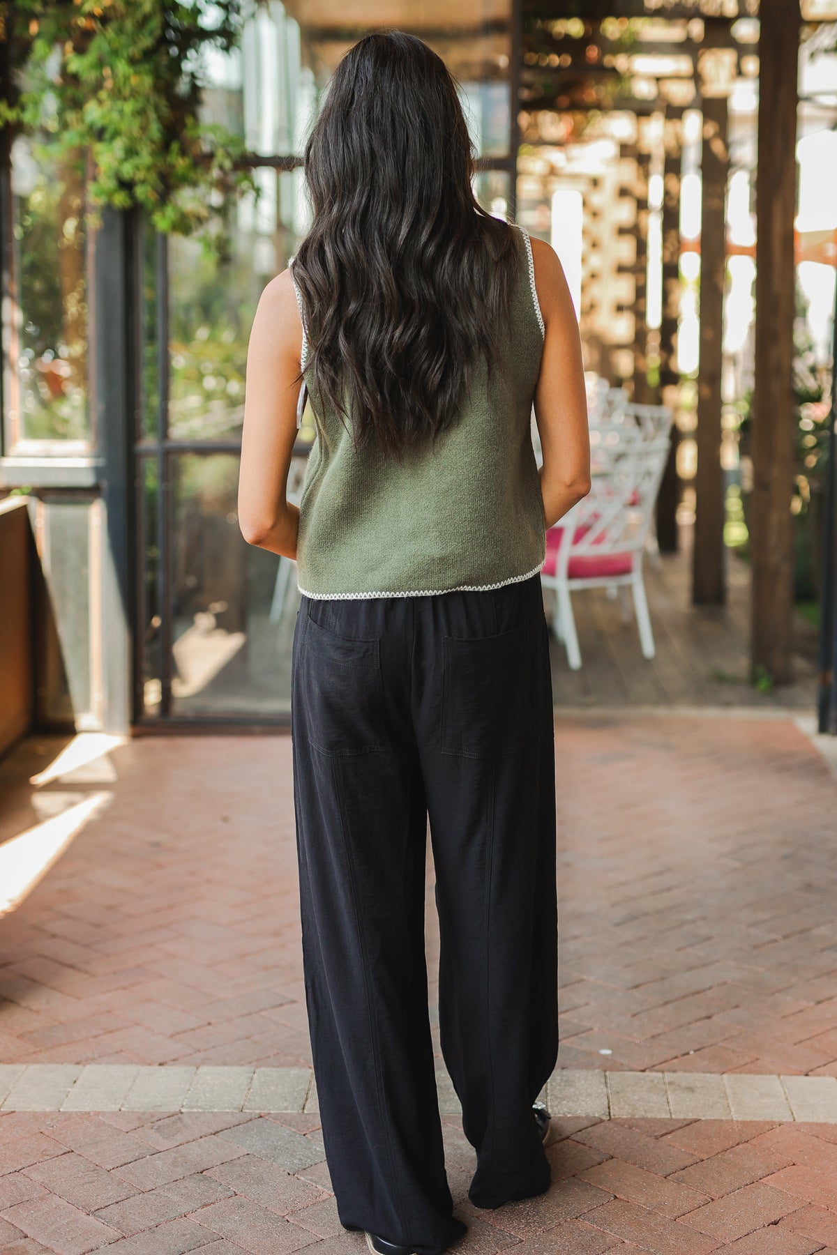 Chic Trimmed Vest Top – Olive-Vest-Southern House