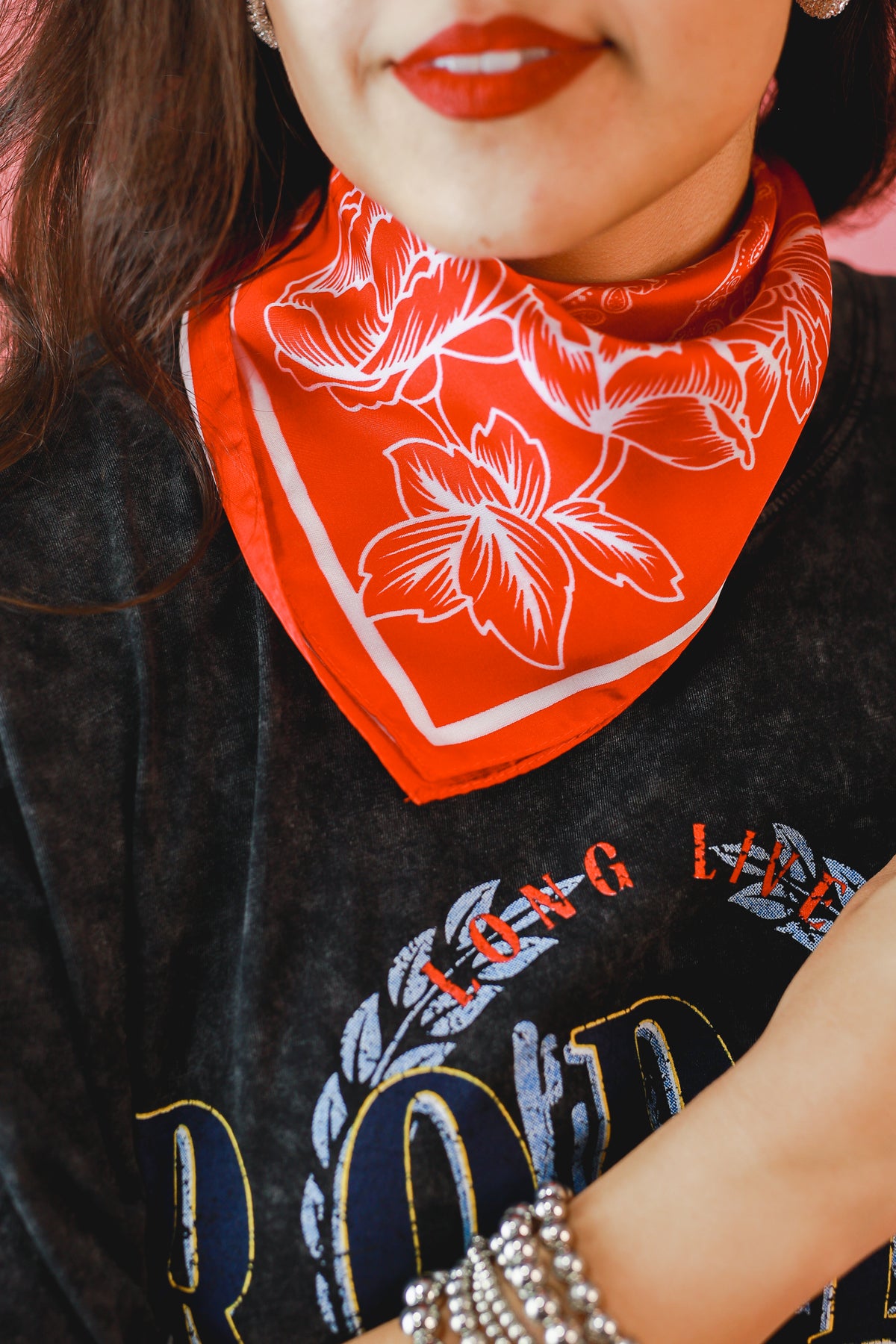 Jetting Around Satin Scarf In Red-Southern House-Southern House