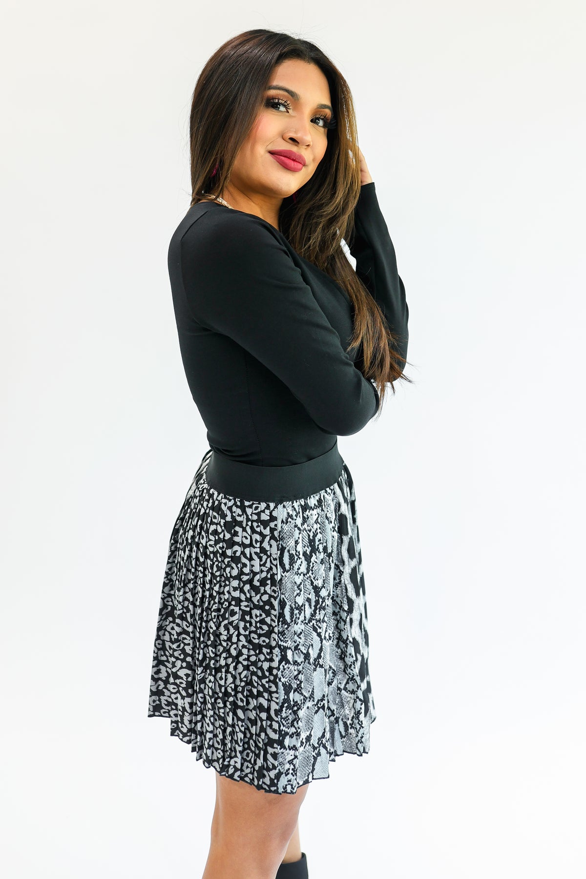 Ultimate Glam Pleated Skirt In Grey-Skirt-Oddi-Southern House