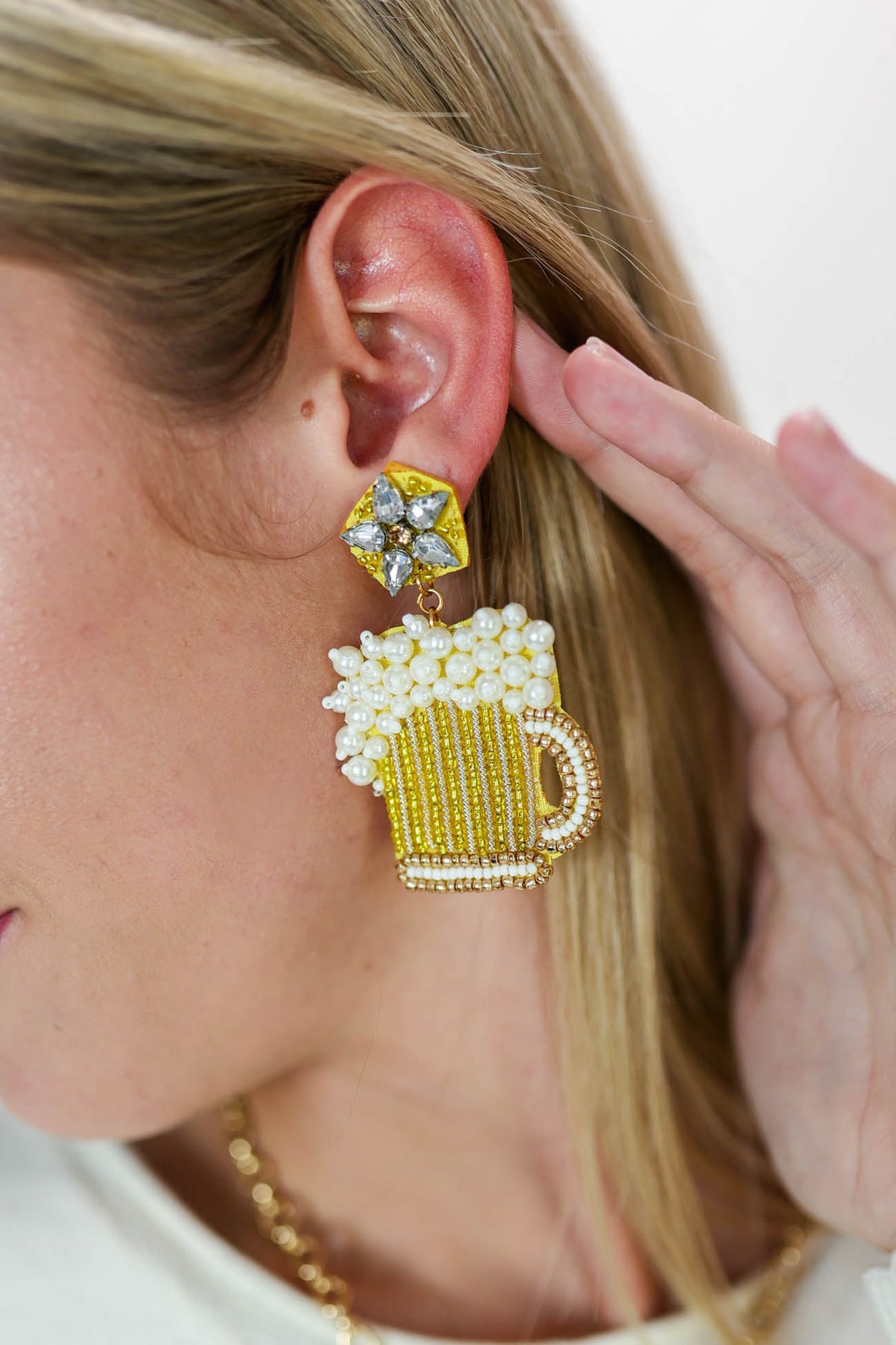 Cheers! Beaded Earrings In Gold-Earrings-Golden Stella-Southern House