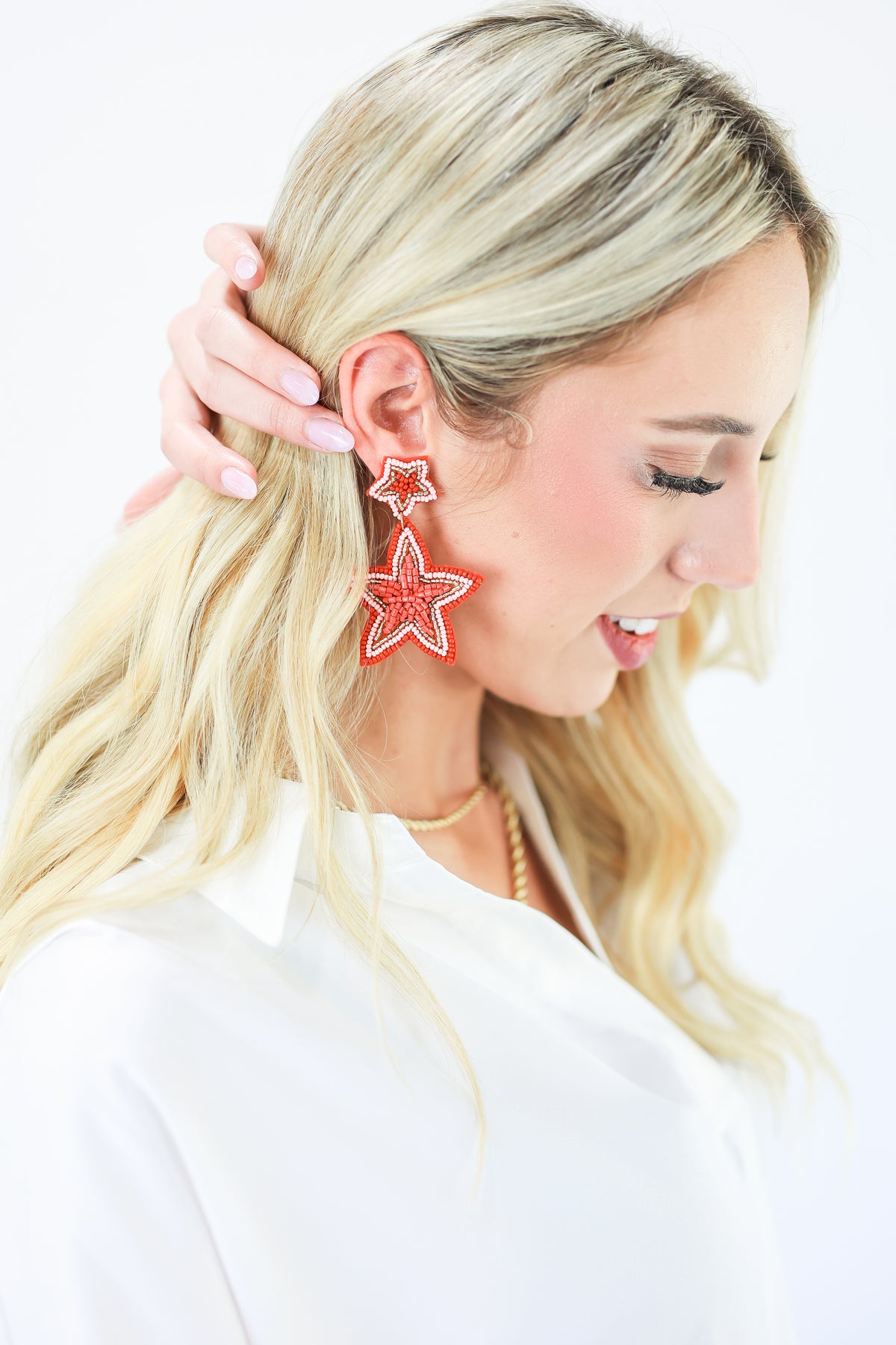 Beach Walking Earrings In Red-Earrings-Kenze Panne-Southern House
