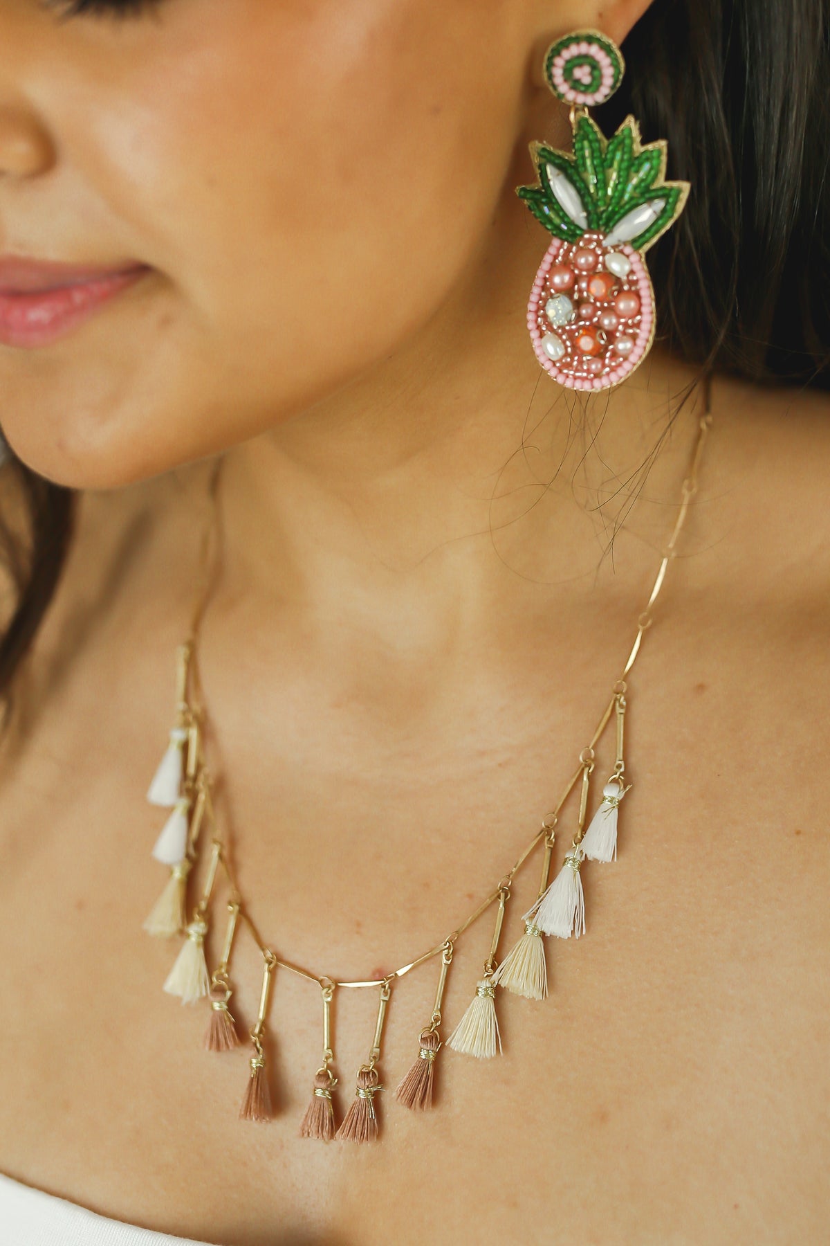 Greater Details Necklace In Beige-Necklace-Golden Stella-Southern House