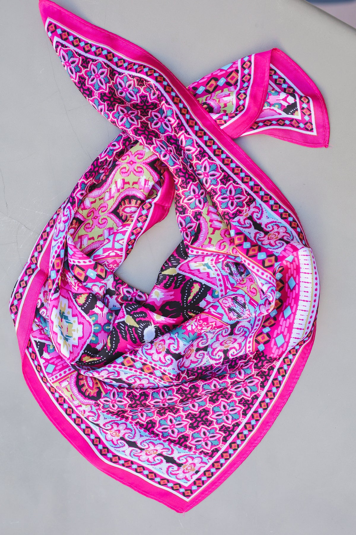 Wild Rags / Scarfs-Southern House