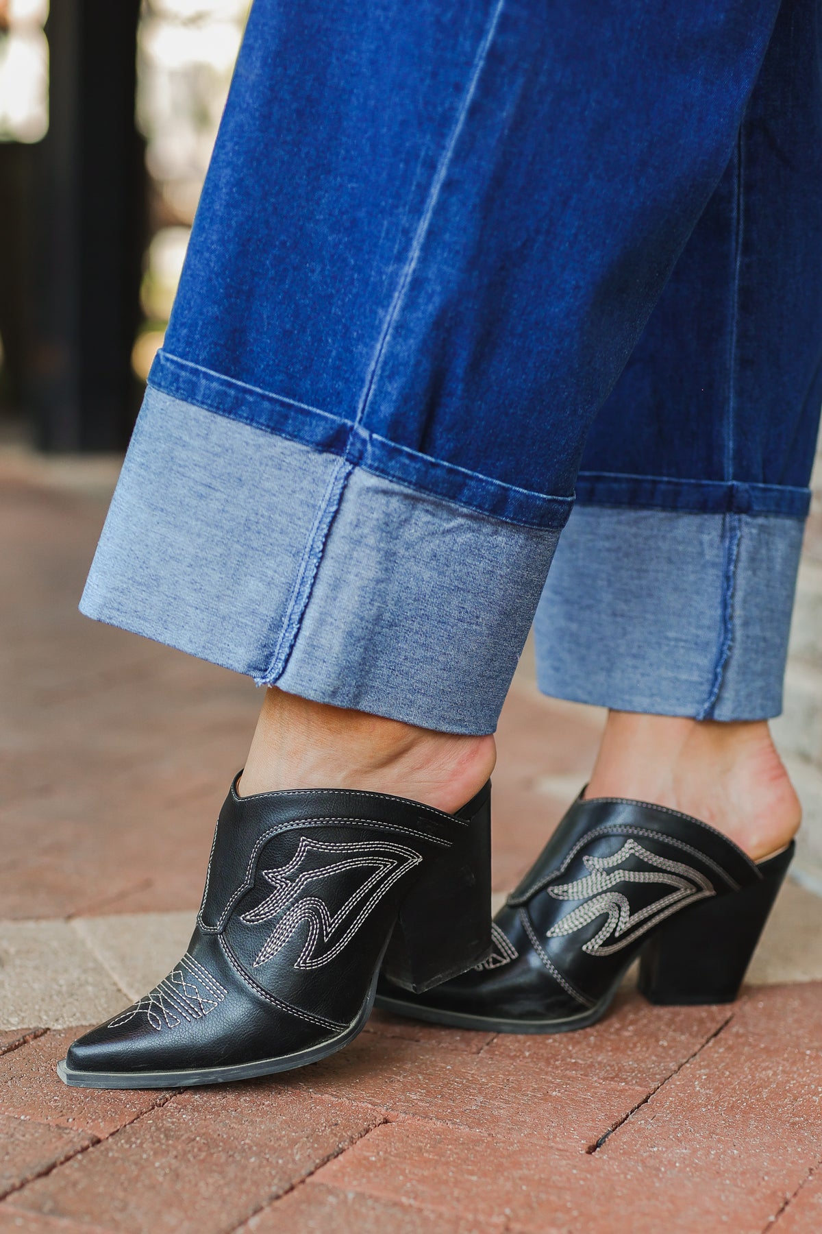 The Kiara - Western Inspired Heeled Mule - Black