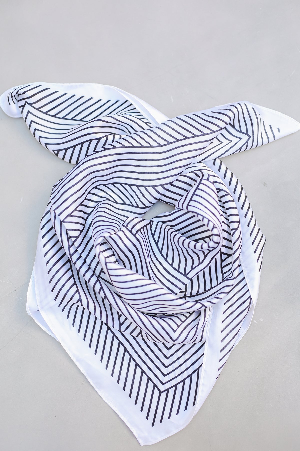 Mono Vibe Striped Scarf – White