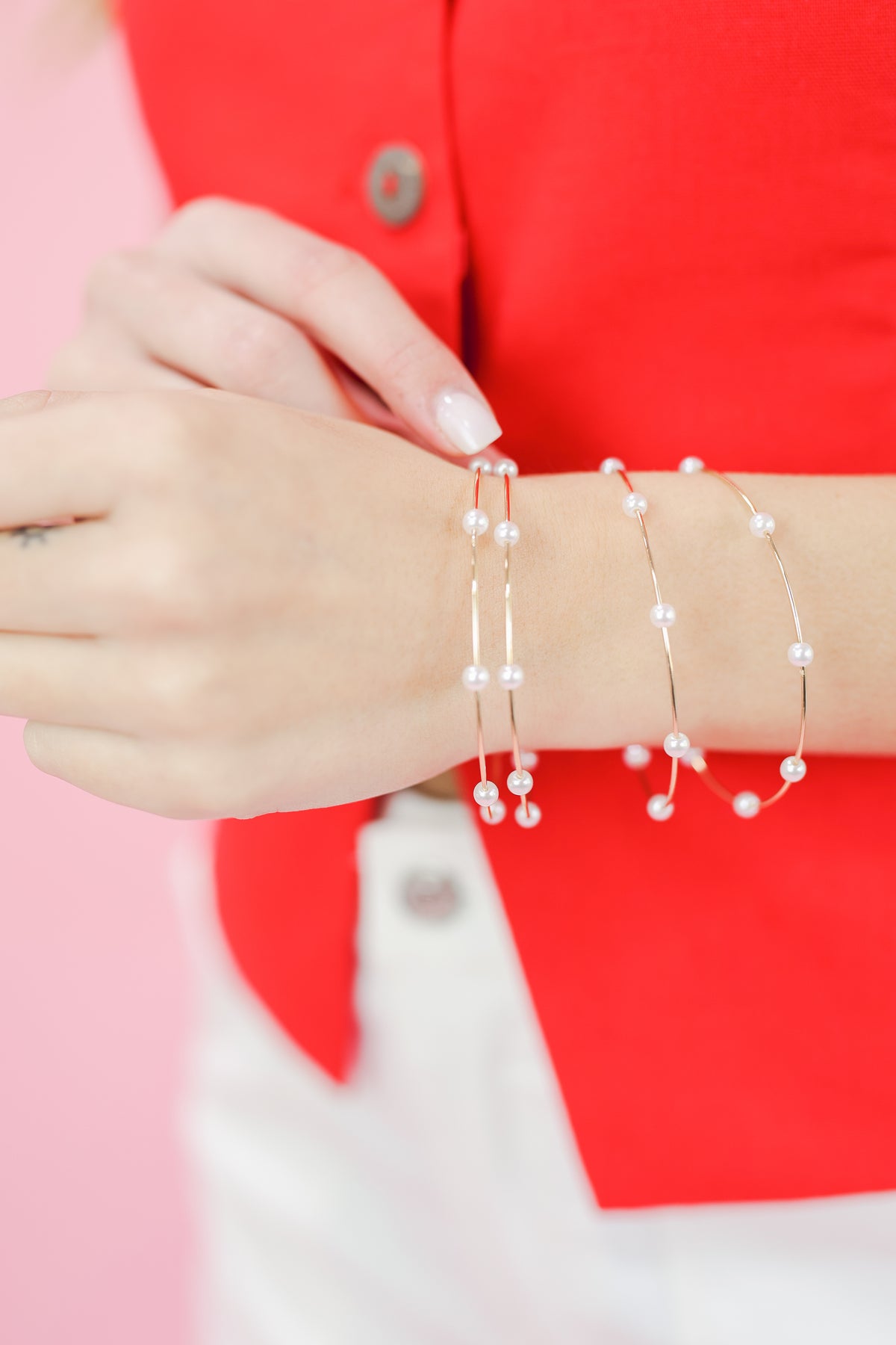 Vibrant Pearl Bangle Bracelet Stack - Gold