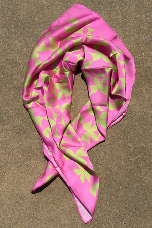 Palm Royale Wild Rag – Pink