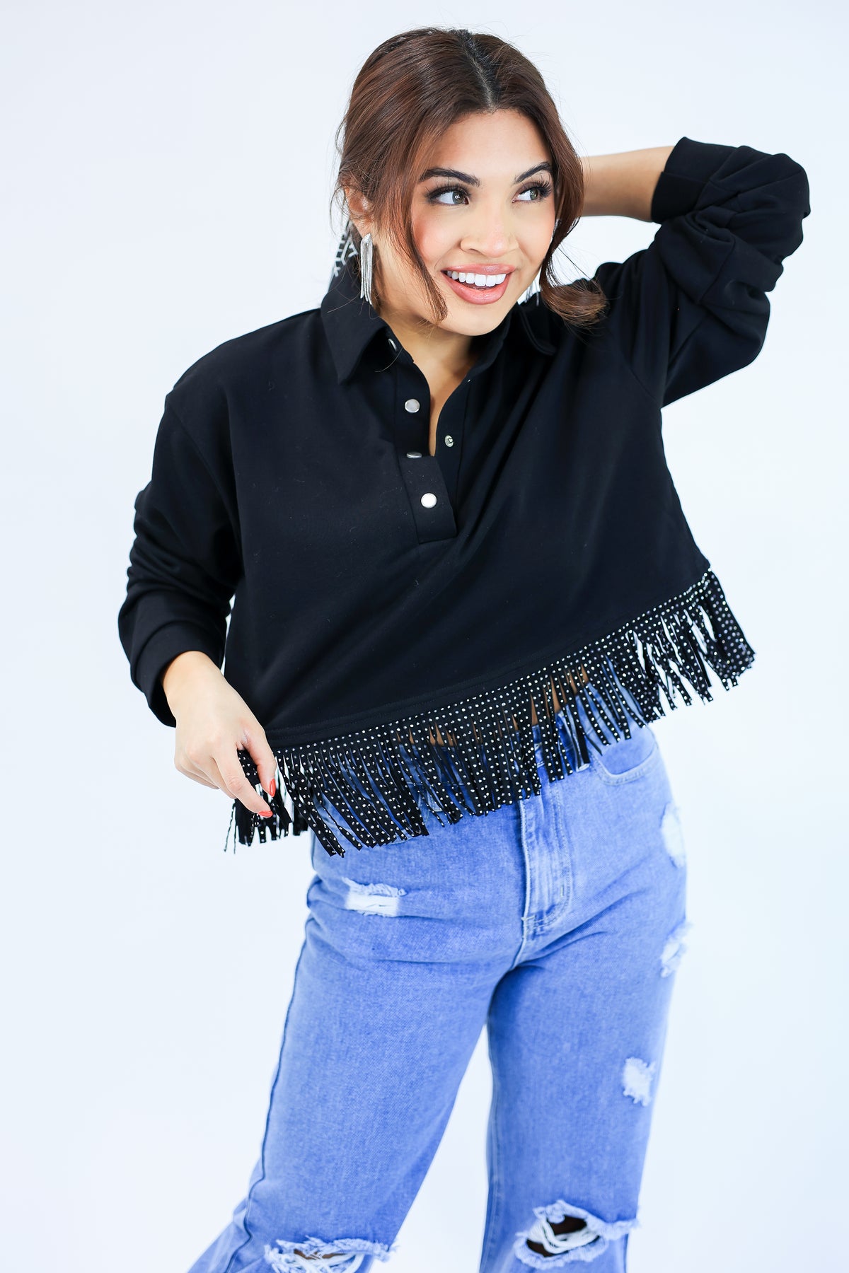 Moment Of Wonder Fringe Pullover In Black